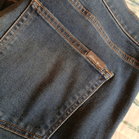 EddieBauer Slightly Curvy High Rise Slim Straight 12 - Picture 14 of 14